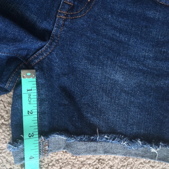 GAP Mid-Rise Jean Shorts - US25 - Picture 4 of 6